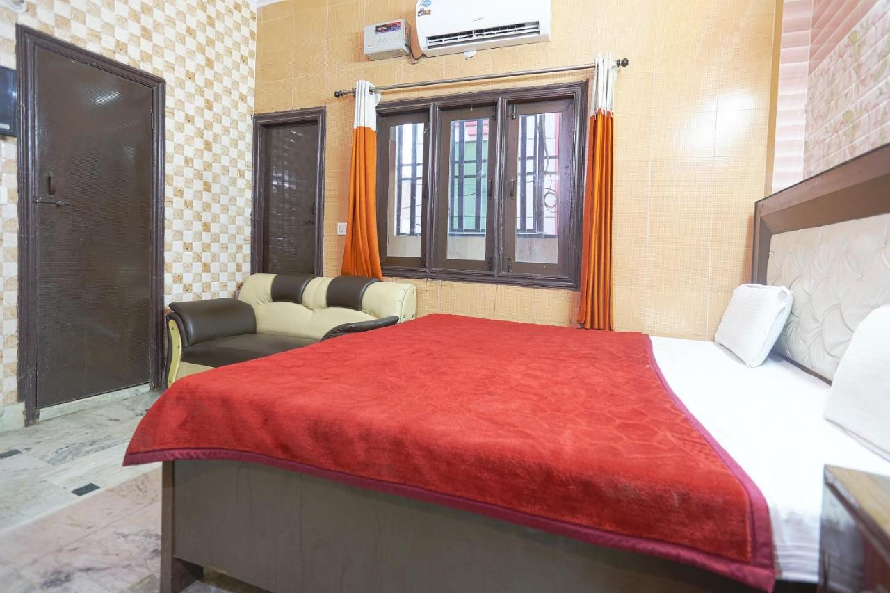 Spot On 43436 Hotel Mannat Spot Moradabad Exterior photo